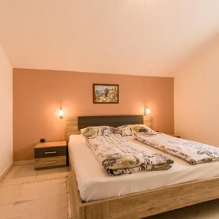 Pansion Dujmovic 2 Aparthotel *